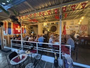 November 2024 – Treff im Restaurant This and This